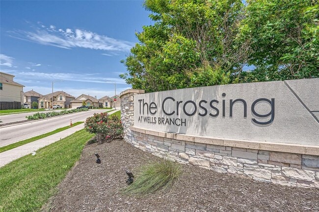 Building Photo - 701 Durness Dr