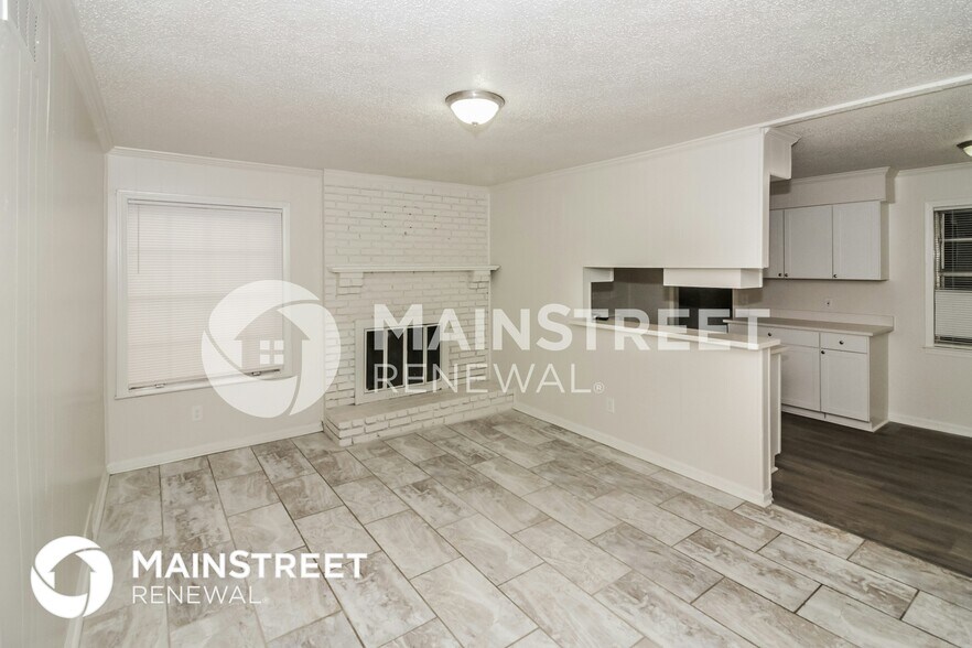 Building Photo - 3621 Mozelle St