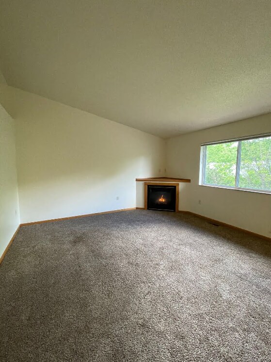 Building Photo - 310 Scheidler Rd