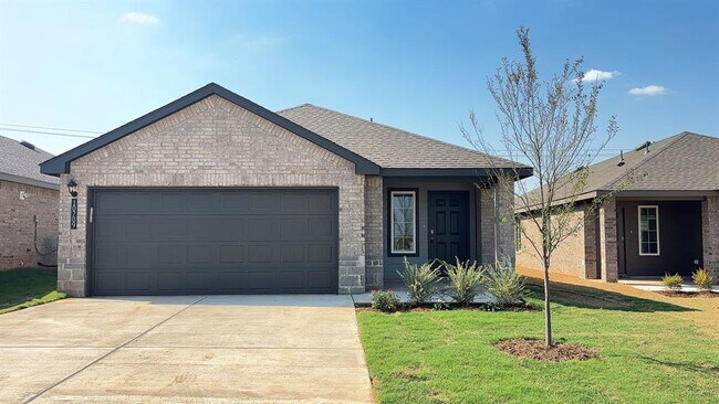 Primary Photo - 10709 Red Thistle Dr
