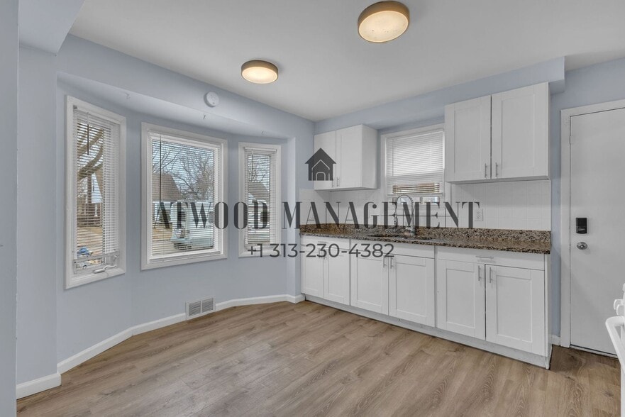 Building Photo - This beautifully updated 4-bedroom, 2-bath single-family home is ready for move-in!