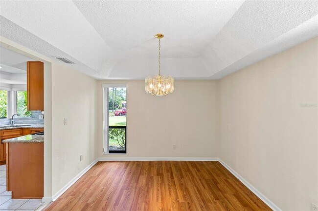Building Photo - 41 Hembury Ln