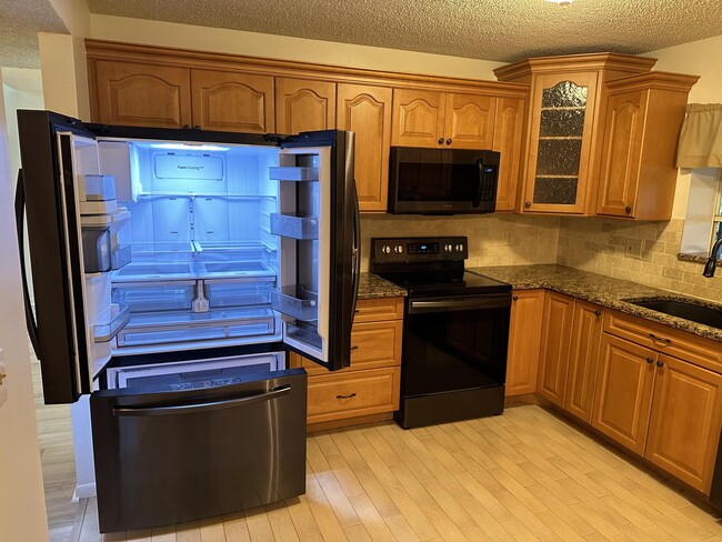 Building Photo - 22424 Thousand Pines Ln