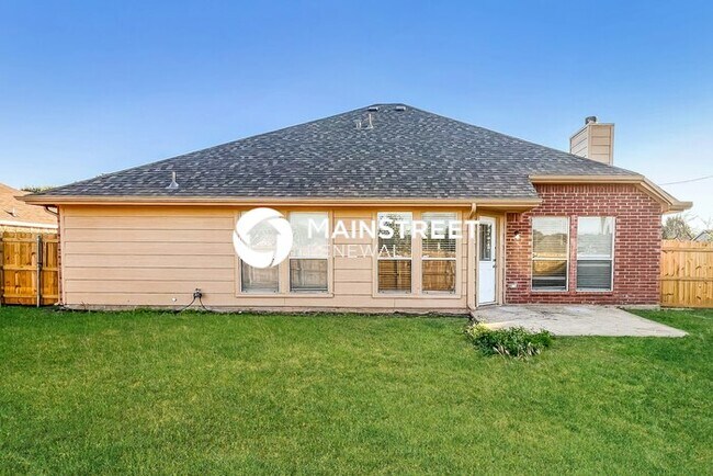 Building Photo - 4 Bedroom Pet-Friendly Home in Glenn Heights, TX with Main Street Renewal