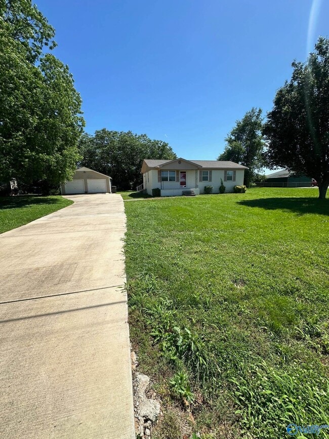 Primary Photo - 120 Draper Dr