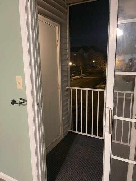 Primary Photo - 420 Stratford Pl