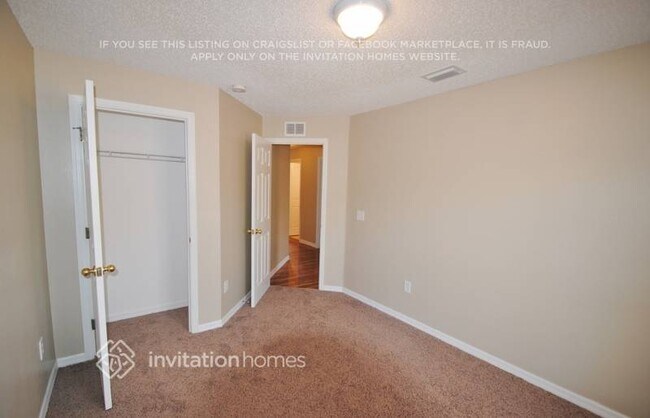 Building Photo - 417 Saragassa Ave