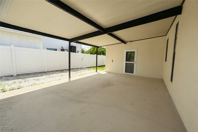 Building Photo - 12743 Brewster Dr