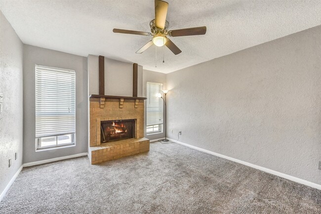 Building Photo - 1516 Bay Area Blvd