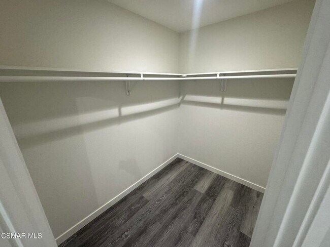 Building Photo - 17018 Midwood Dr