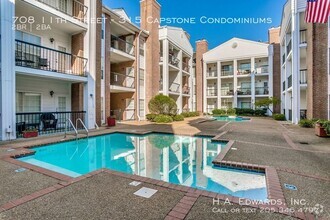 Building Photo - Capstone Condominiums 315