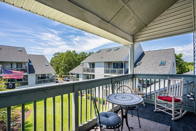 Building Photo - 1890E Auburn Ln