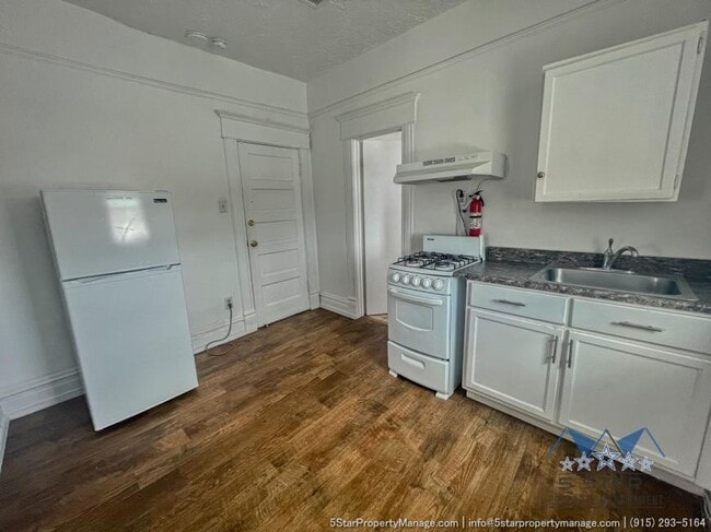Building Photo - 1 bedroom in El Paso TX 79902