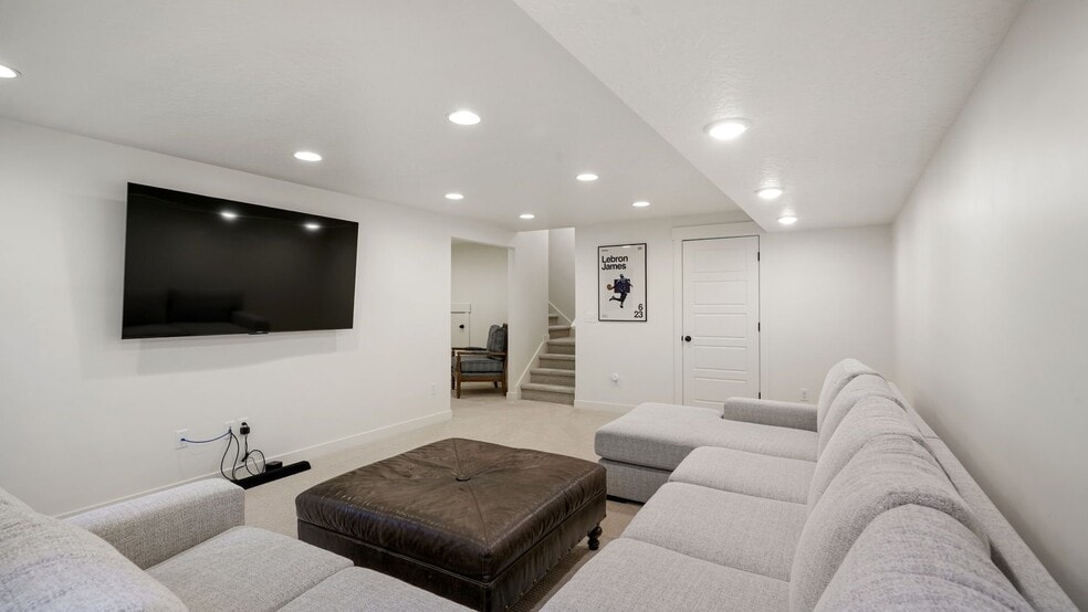 Building Photo - 5105 N Marble Fox Way