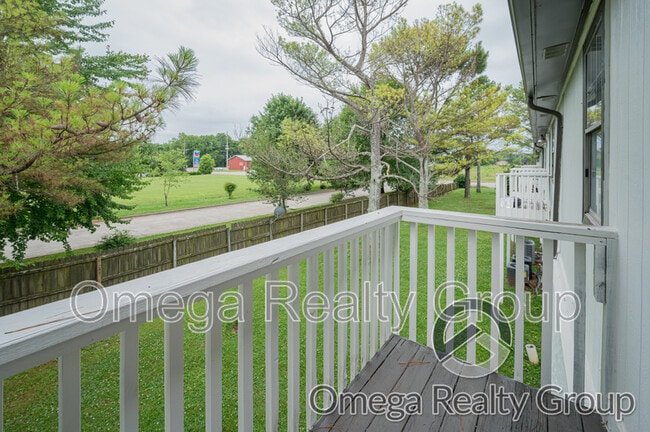 Building Photo - 3328 Meridian St N