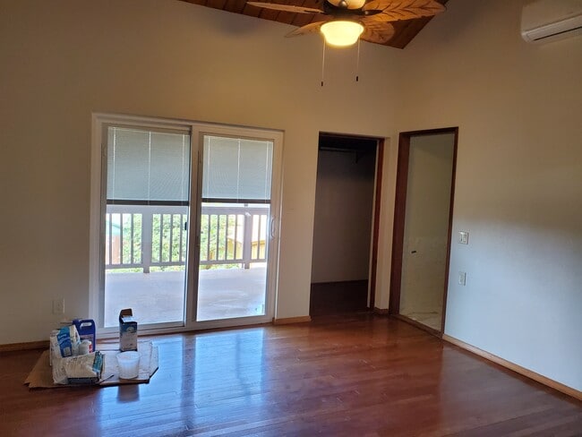 Building Photo - 534 Hoala Dr