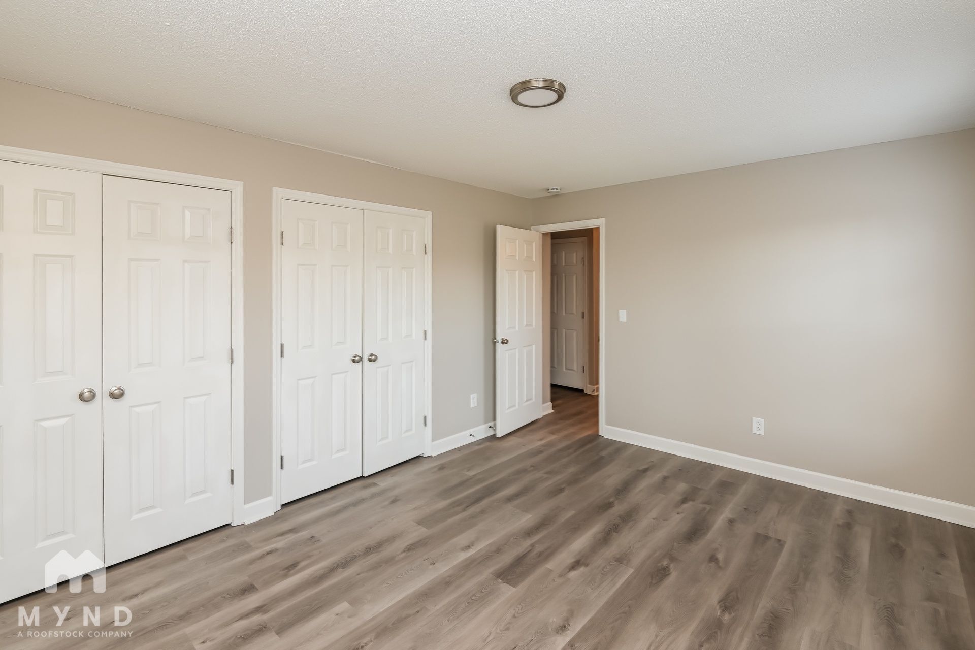 Building Photo - 11200 Leadenhall Ln