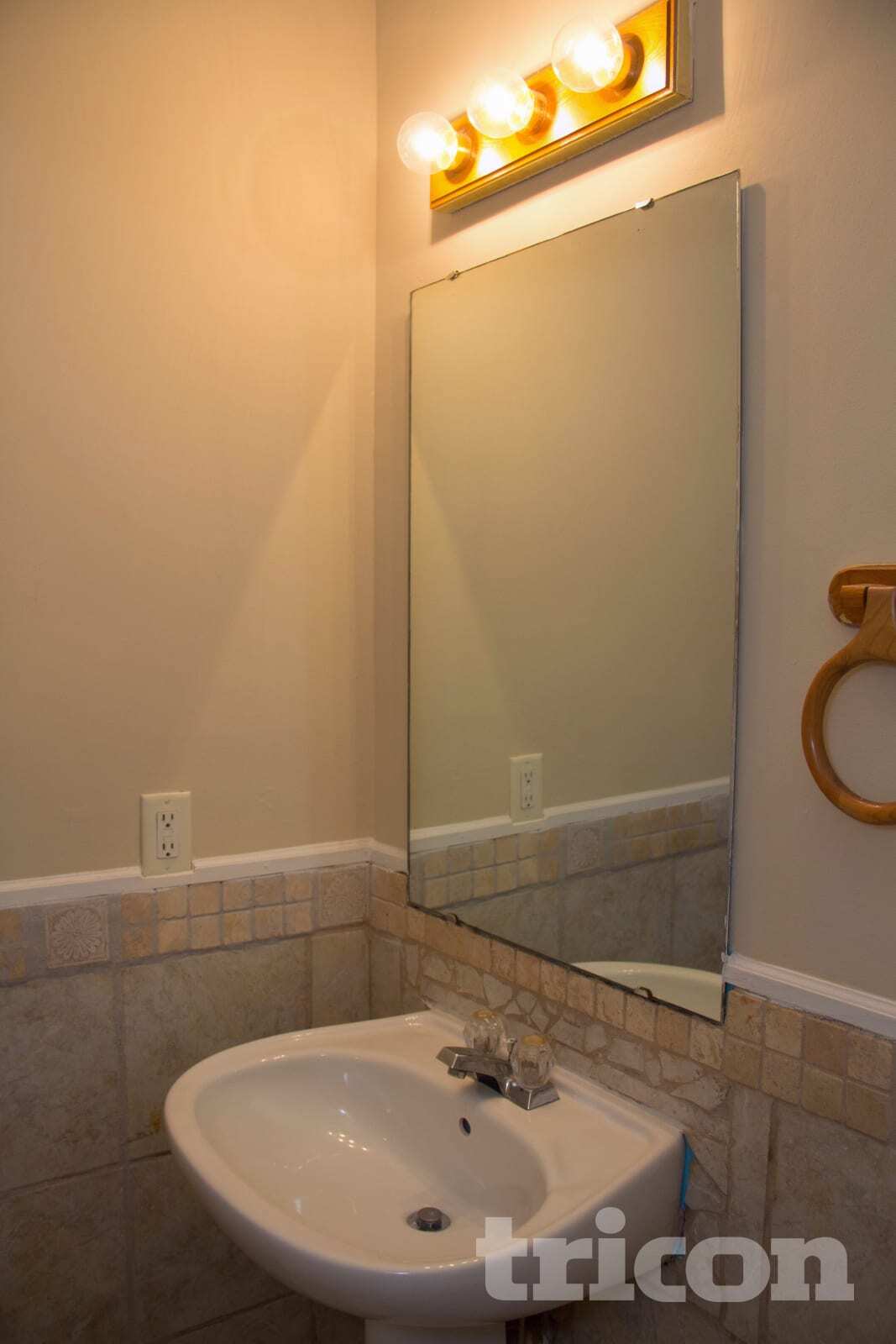 Building Photo - 11330 Northwoods Forest Dr