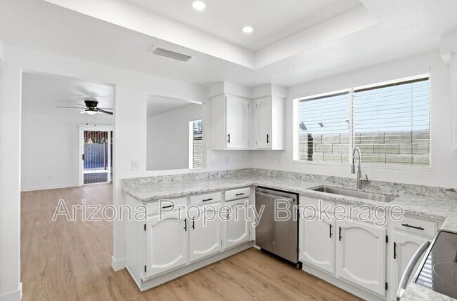 Building Photo - 2291 W Orchid Ln