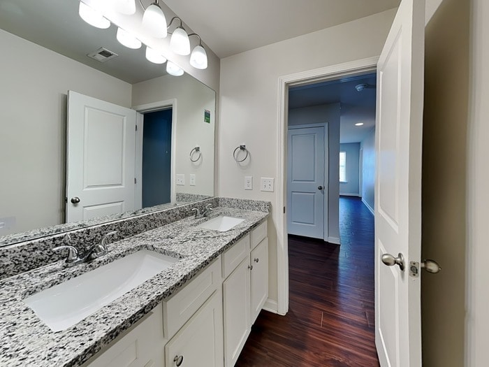 Building Photo - 110 Obsidian Way