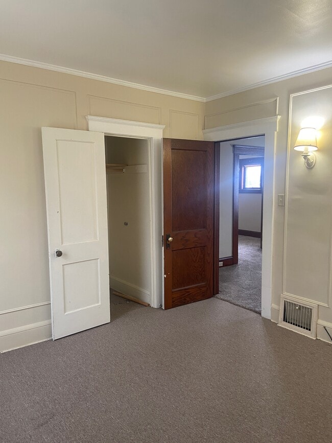 Building Photo - 757 Lawrence St