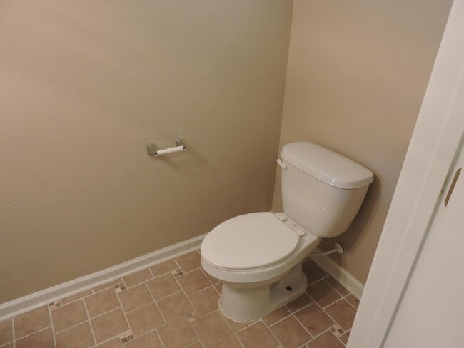 Building Photo - 149 Swaying Pine Ct