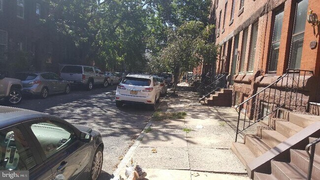 Building Photo - 872 N 23rd St