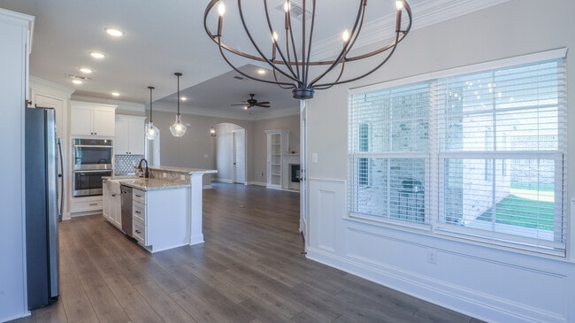 Building Photo - 6237 Cypress Ln