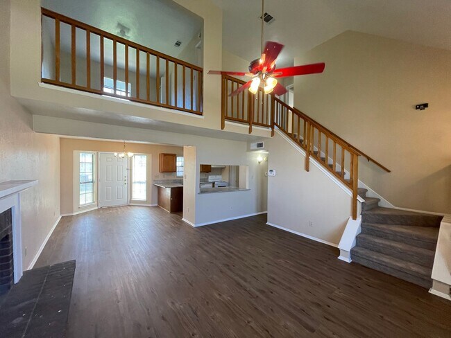 Building Photo - Perfect Home for you!