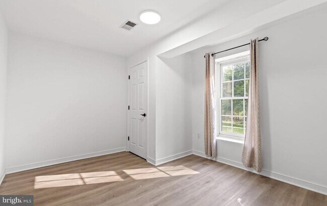 Building Photo - 14216 Cervantes Ave