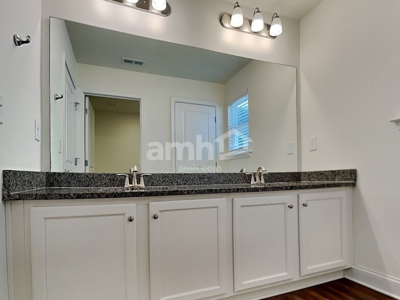 Building Photo - 1159 Ashlyn Ct