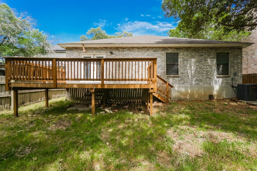 Building Photo - 3438 Maitland