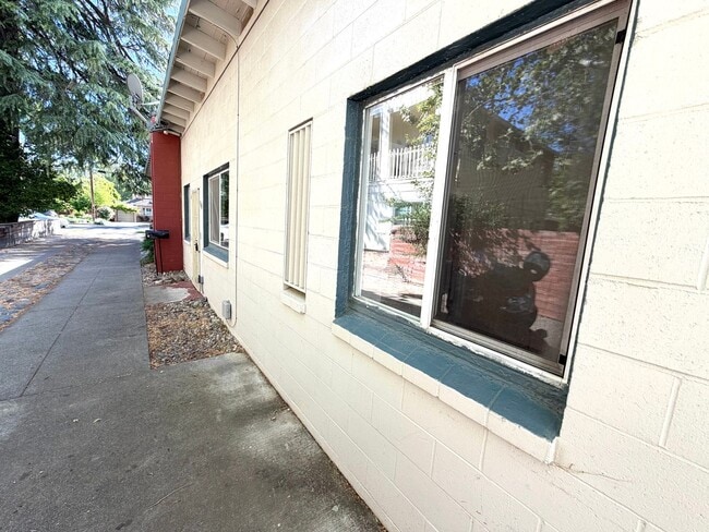 Building Photo - Biker’s Paradise: Cozy 2BR Duplex Steps from UC Davis & Downtown.