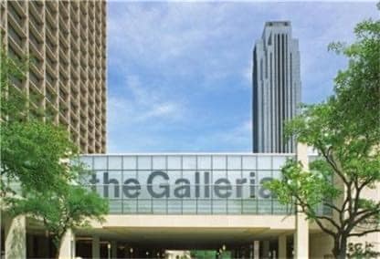 Galleria area by car 5 minutes - 2101 Fountain View Dr