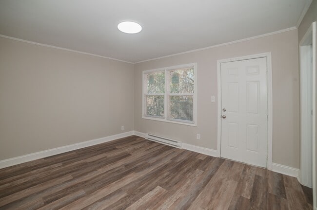 Building Photo - 5113 Higgins St