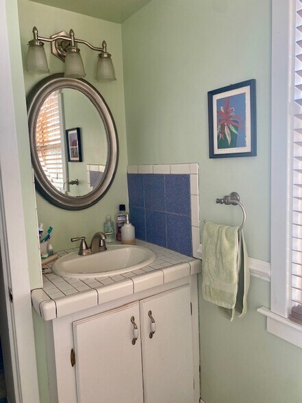 Building Photo - 67 Lawton Ave