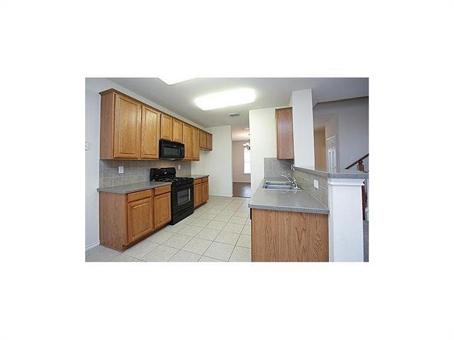 Building Photo - 1407 Hazelwood Dr