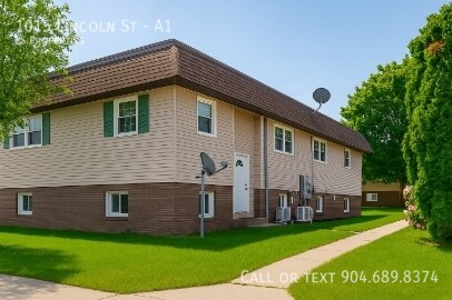 Building Photo - 1015 Lincoln St