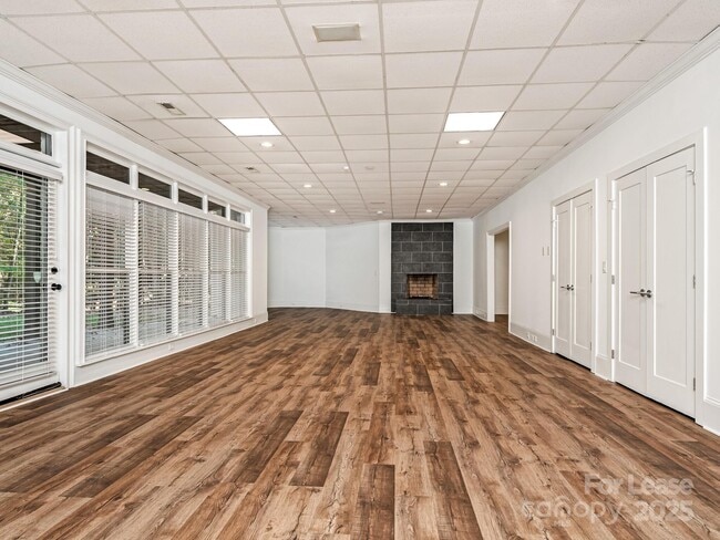 Building Photo - 5516 Hardison Rd