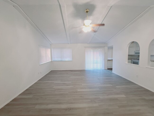 Building Photo - Amazing 3/2 with Garage Conversion Ready F...