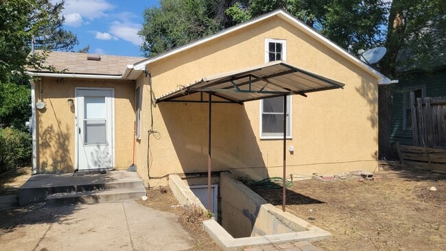 Building Photo - 2 Bedrooms, 1 Bathroom Single Family Home ...