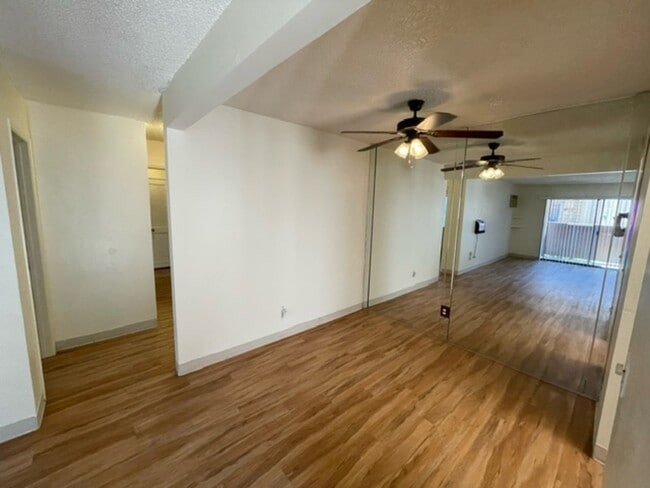 Building Photo - 2920 Briarwood Rd