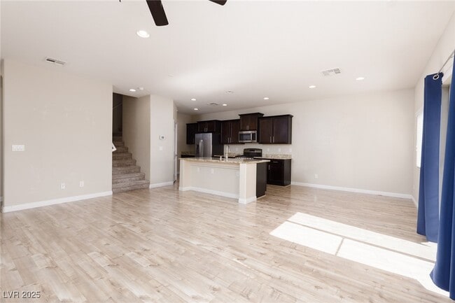 Building Photo - 2872 Glass Vine Ct