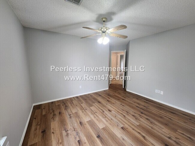 Building Photo - 509-A Braithwaite St