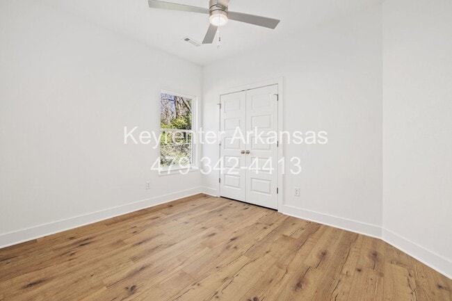 Building Photo - Brand New Duplex in Fayetteville!