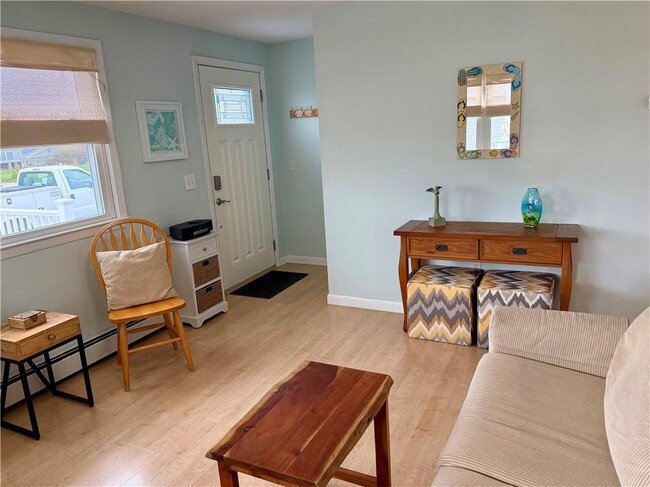 Building Photo - 7 Salt Pond Way