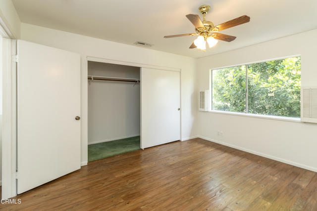 Building Photo - 2058 Stratford Ave