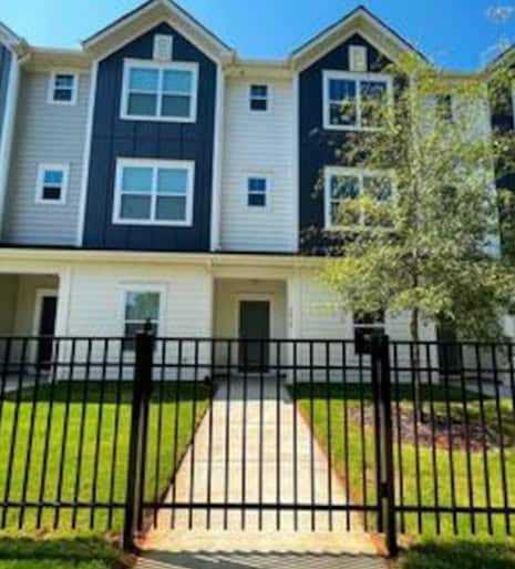 Building Photo - 5018 Central Ave