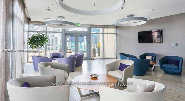 Building Photo - 1100S S Miami Ave