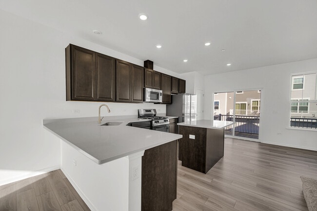 Building Photo - 203 Settlers Pl